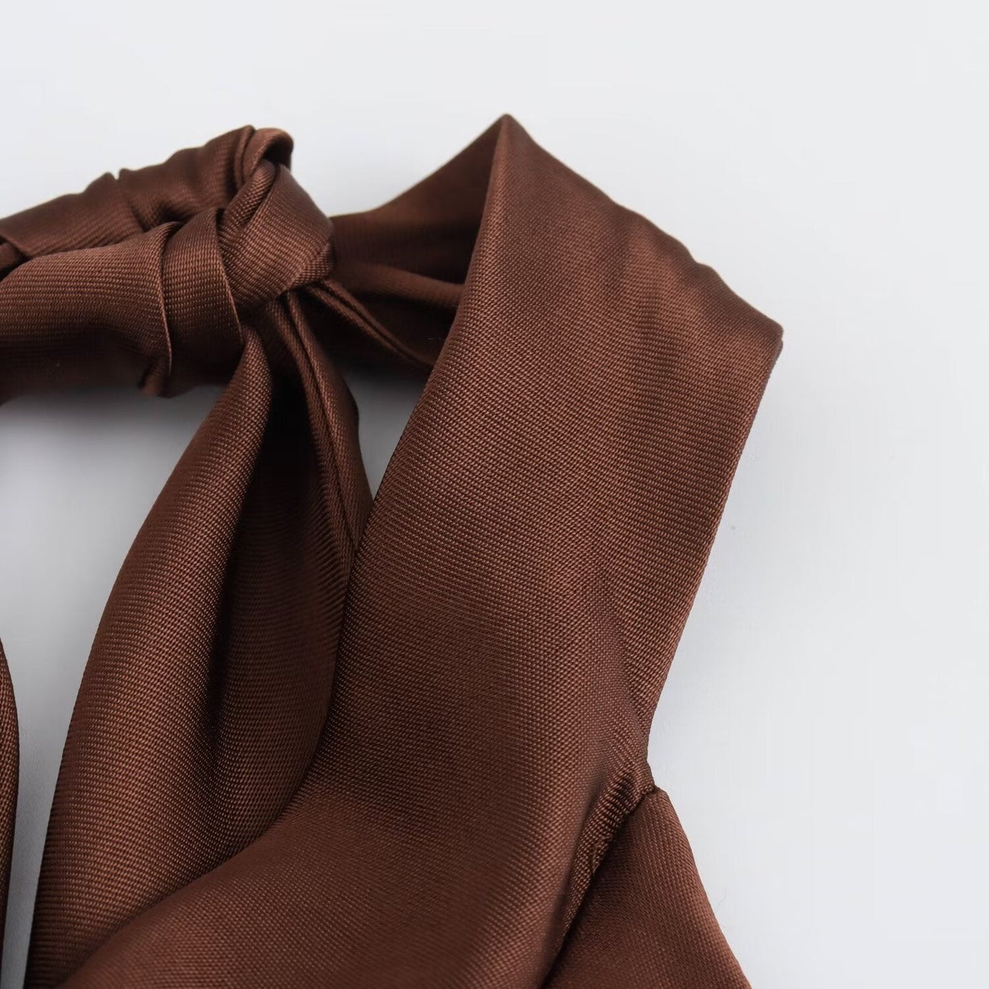 Charlotte | Elegant Velvet Dusk Midi Kjole til Aftenkjole