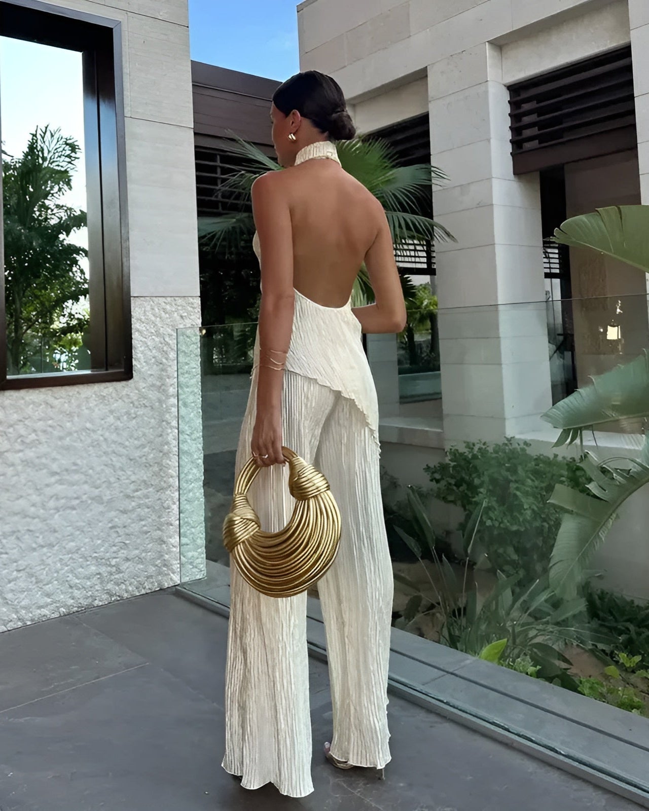 Madison | Elegant Asymmetrisk Rygfri Jumpsuit til Kvinder