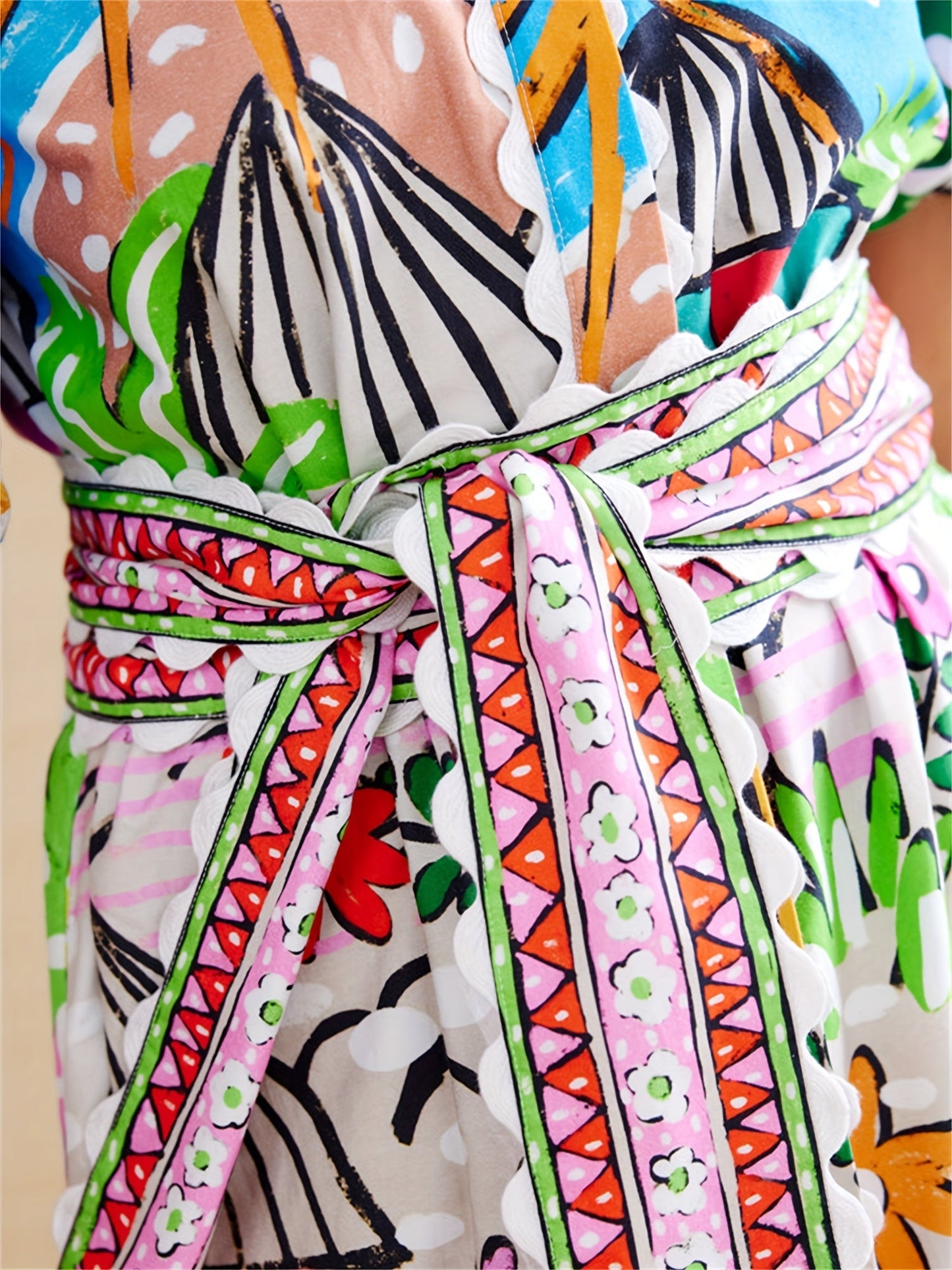 Carolyn | Chic Midi Kjole til Sommer