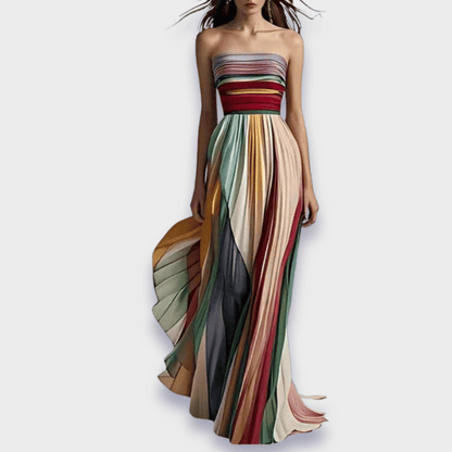 Candice | Maxi Kjole med Livlige Plisseringer og Bare-Skulder Design