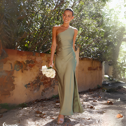 Neysi | Elegant Asymmetrisk Aftenkjole