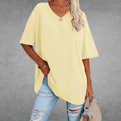Nikita | Stilfuld Oversized V-Hals Skjorte