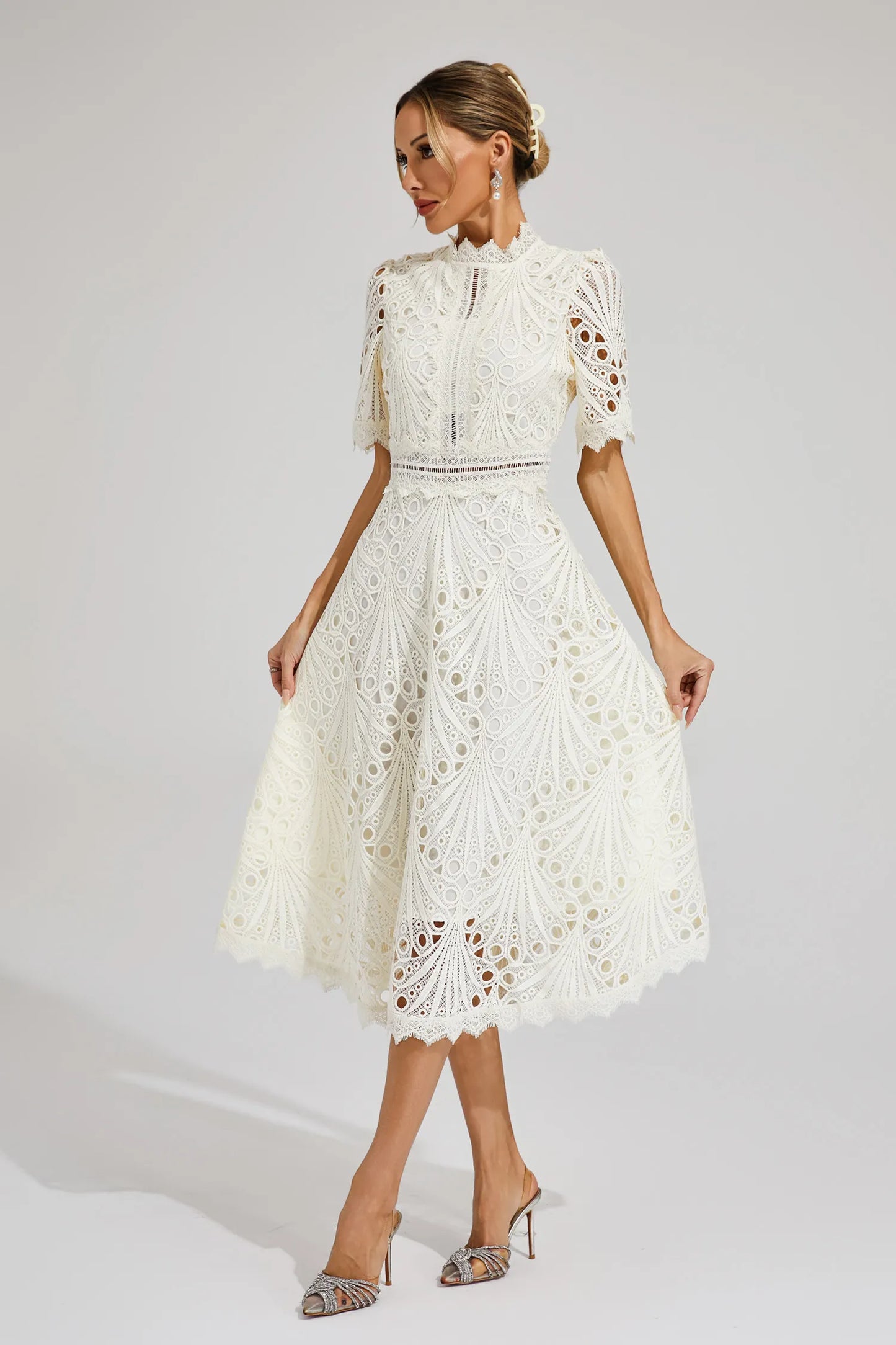 Lexi | Elegant Blonde Midi Kjole til Kvinder