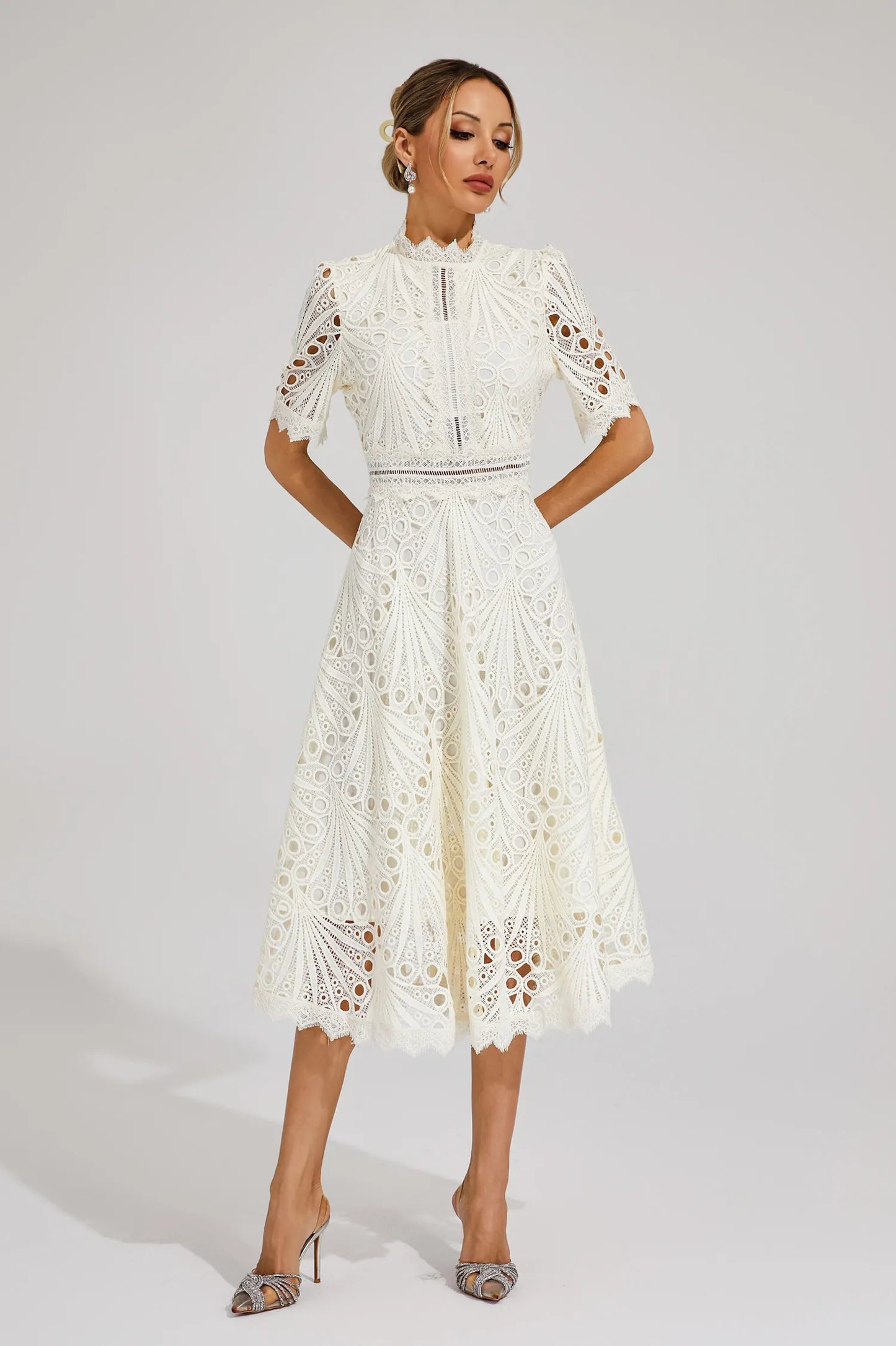 Lexi | Elegant Blonde Midi Kjole til Kvinder