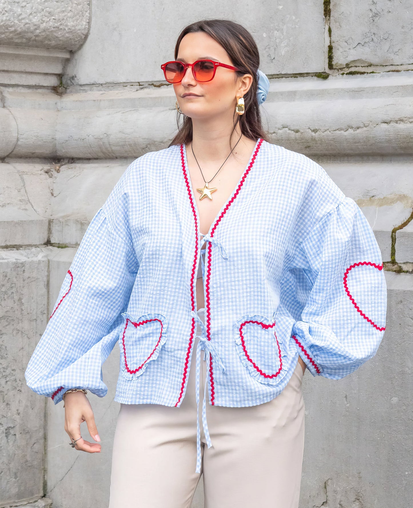 Betty | Romantisk Hjerte Bluse til Stilfulde Kvinder