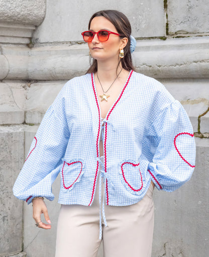Betty | Romantisk Hjerte Bluse til Stilfulde Kvinder