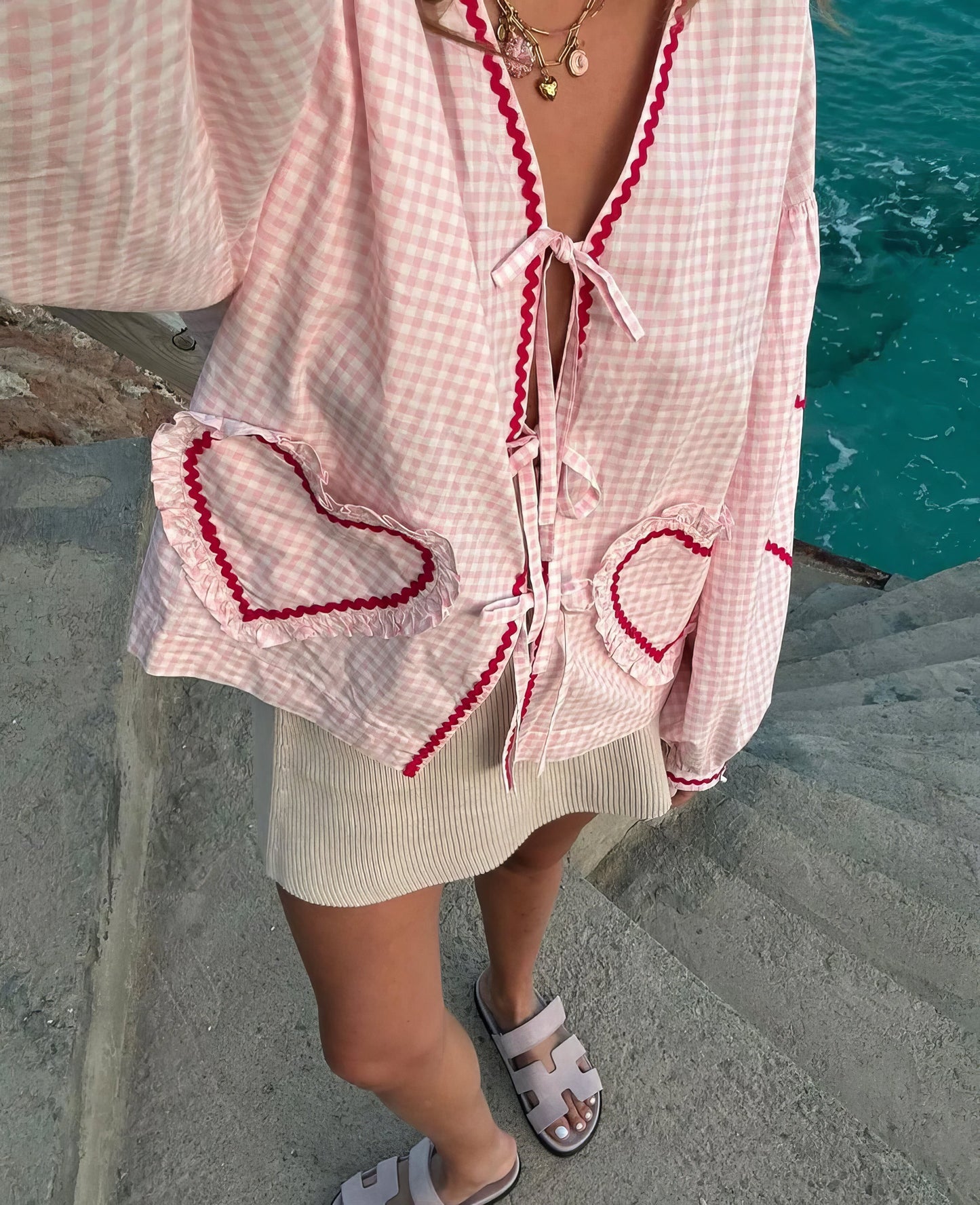Betty | Romantisk Hjerte Bluse til Stilfulde Kvinder