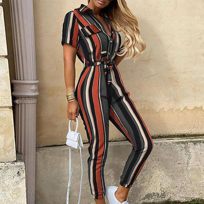 Reese | Letvægts Struktureret Fit Kortærmet Jumpsuit med Knaplukning