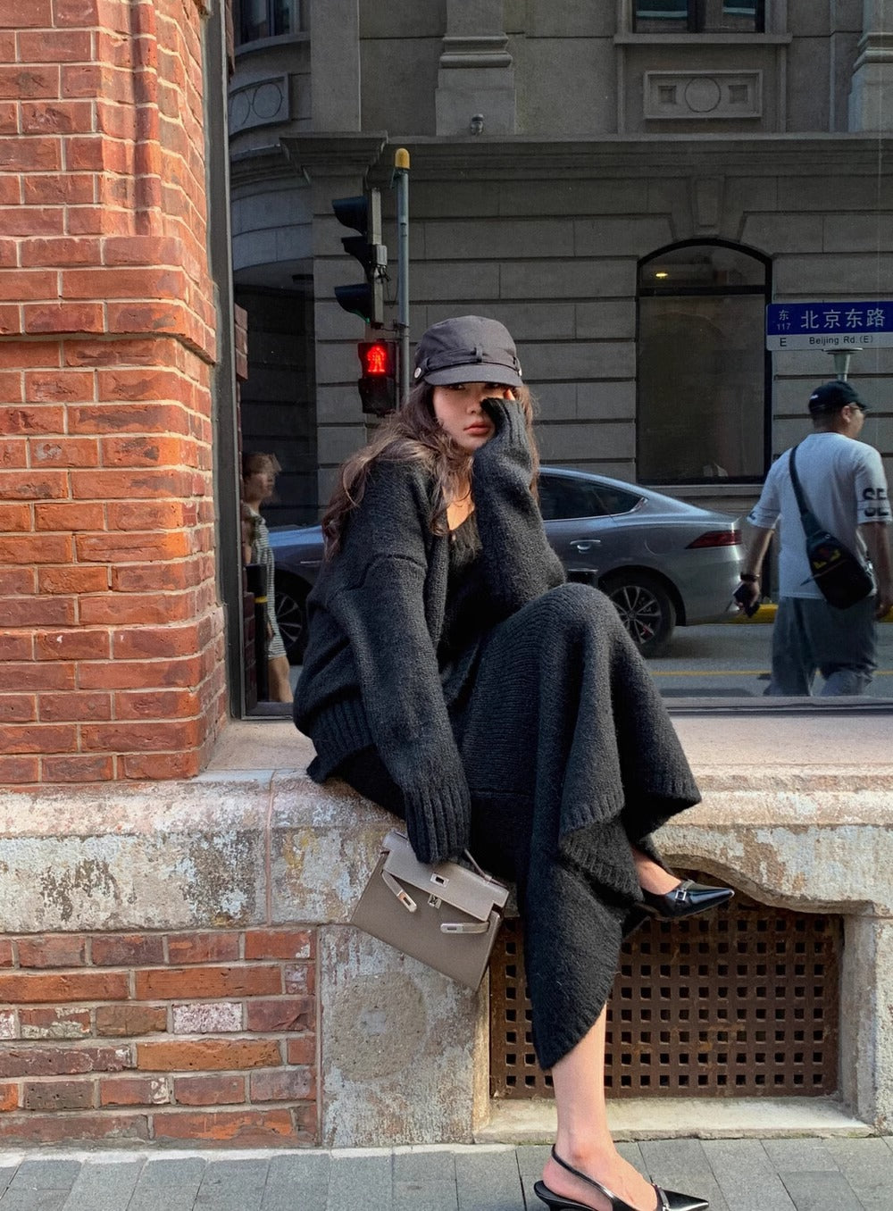 Morgan | Kvinders V-hals Strikket Sweater og Flared Midi Skirt Sæt