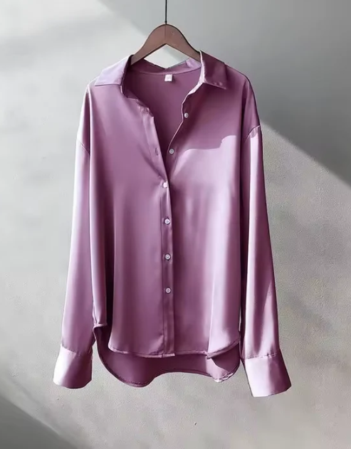 Olive | Elegant Fit Bluse med Blød Glans