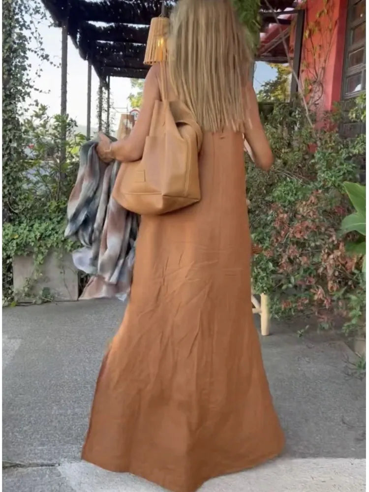 Melinda | Elegant Halterkjole til Sommerbegivenheder