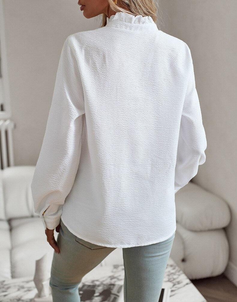 Lila | Elegant Ruffle Bluse til Kvinder