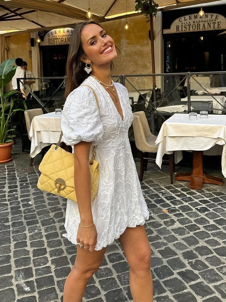 Nicolette | Romantisk Blomsterkjole til Ukompliceret Stil