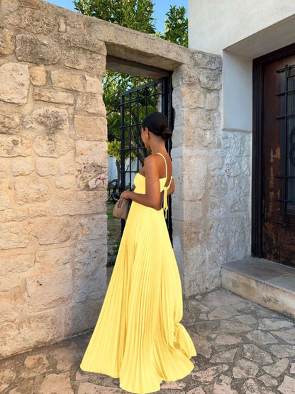 Irene | Elegant Plisseret Maxi Kjole til Enhver Lejlighed