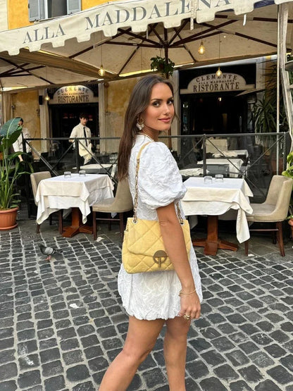 Nicolette | Romantisk Blomsterkjole til Ukompliceret Stil