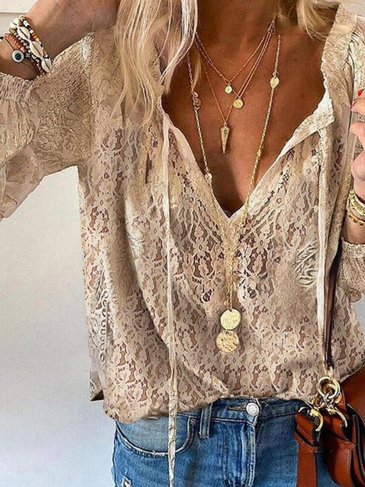 Kelly | Elegant Boho Bluse med Udsnit i Halsen