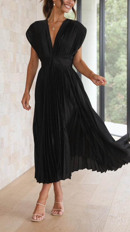 Doris | Kvinders V-hals Fit & Flare Midi Kjole