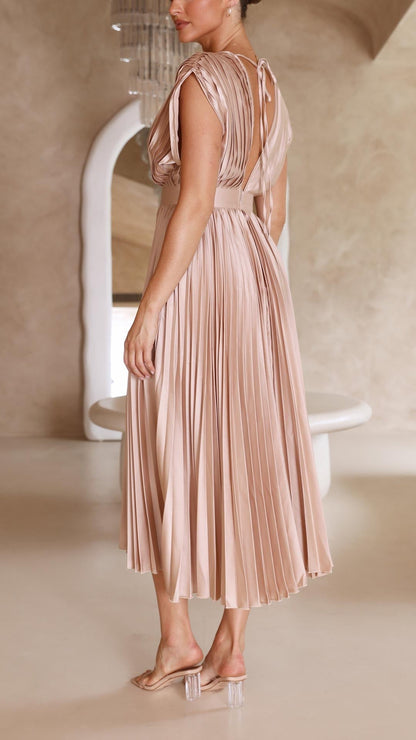 Doris | Kvinders V-hals Fit & Flare Midi Kjole
