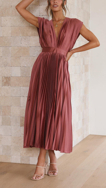 Doris | Kvinders V-hals Fit & Flare Midi Kjole