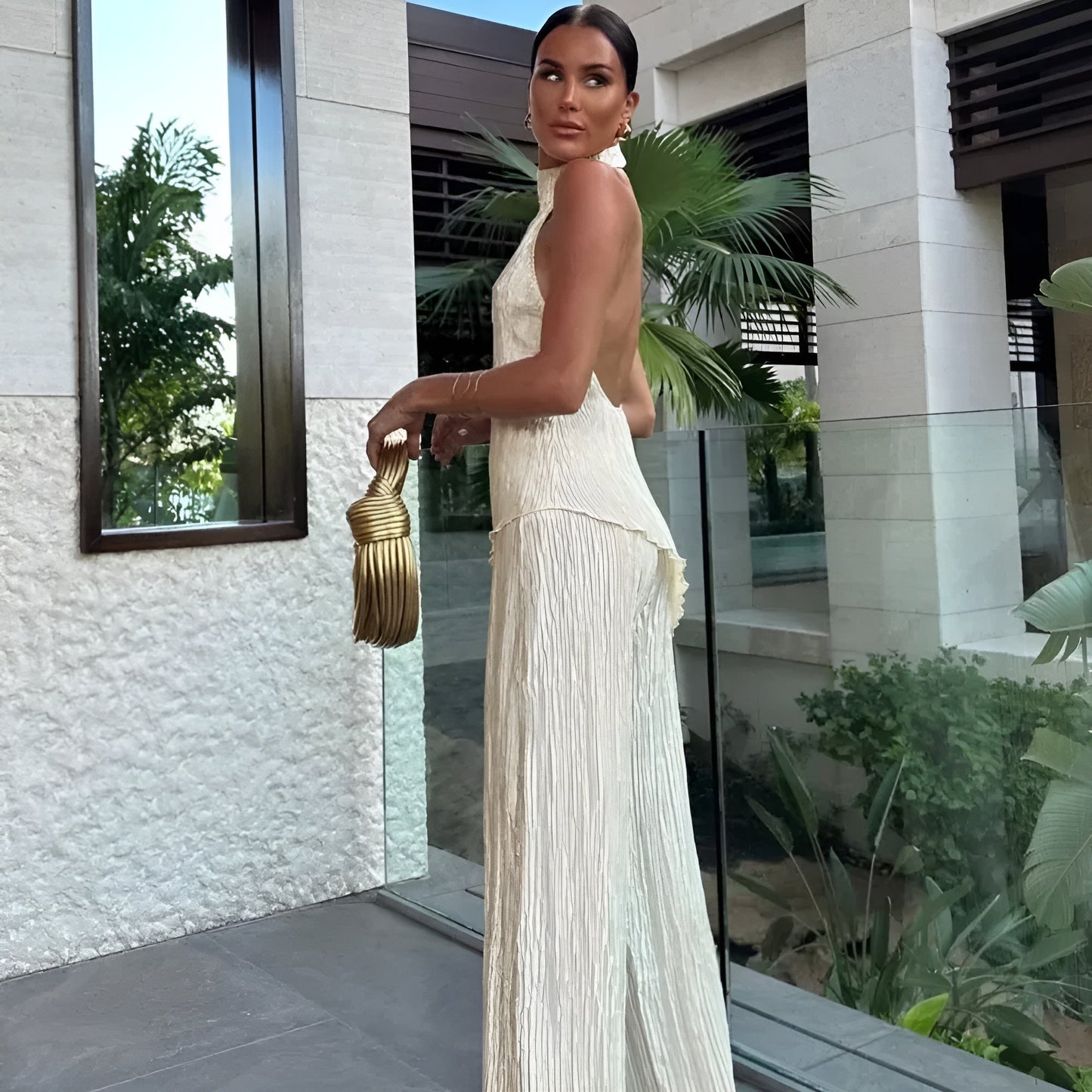 Madison | Elegant Asymmetrisk Rygfri Jumpsuit til Kvinder