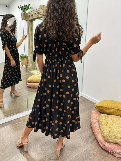 Jade | Chic Polka Dot Midi Kjole til Enhver Lejlighed